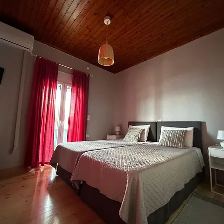 Tsonas Lygia (Lefkada)