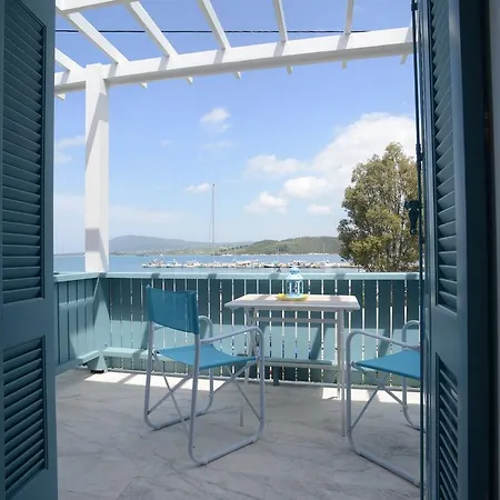 Tsonas Apartment