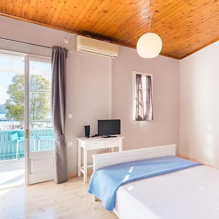 Tsonas * Lygia (Lefkada)